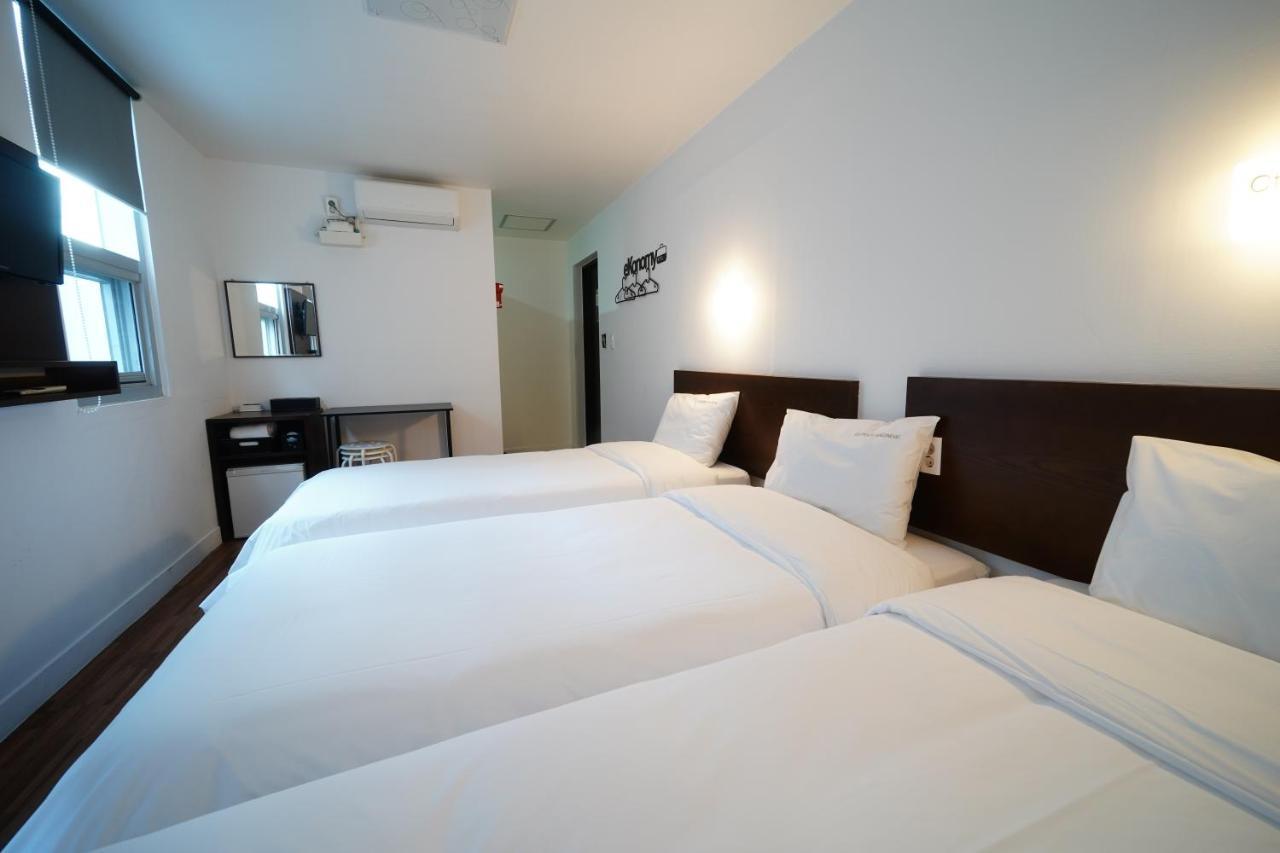 Ekonomy Haeundae Hostel Busan Luaran gambar